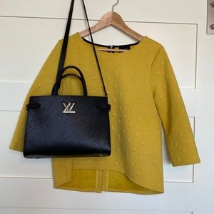 Anthropologie W5 Mustard Gold 3/4 Sleeve Sweater / Pullover in good condition